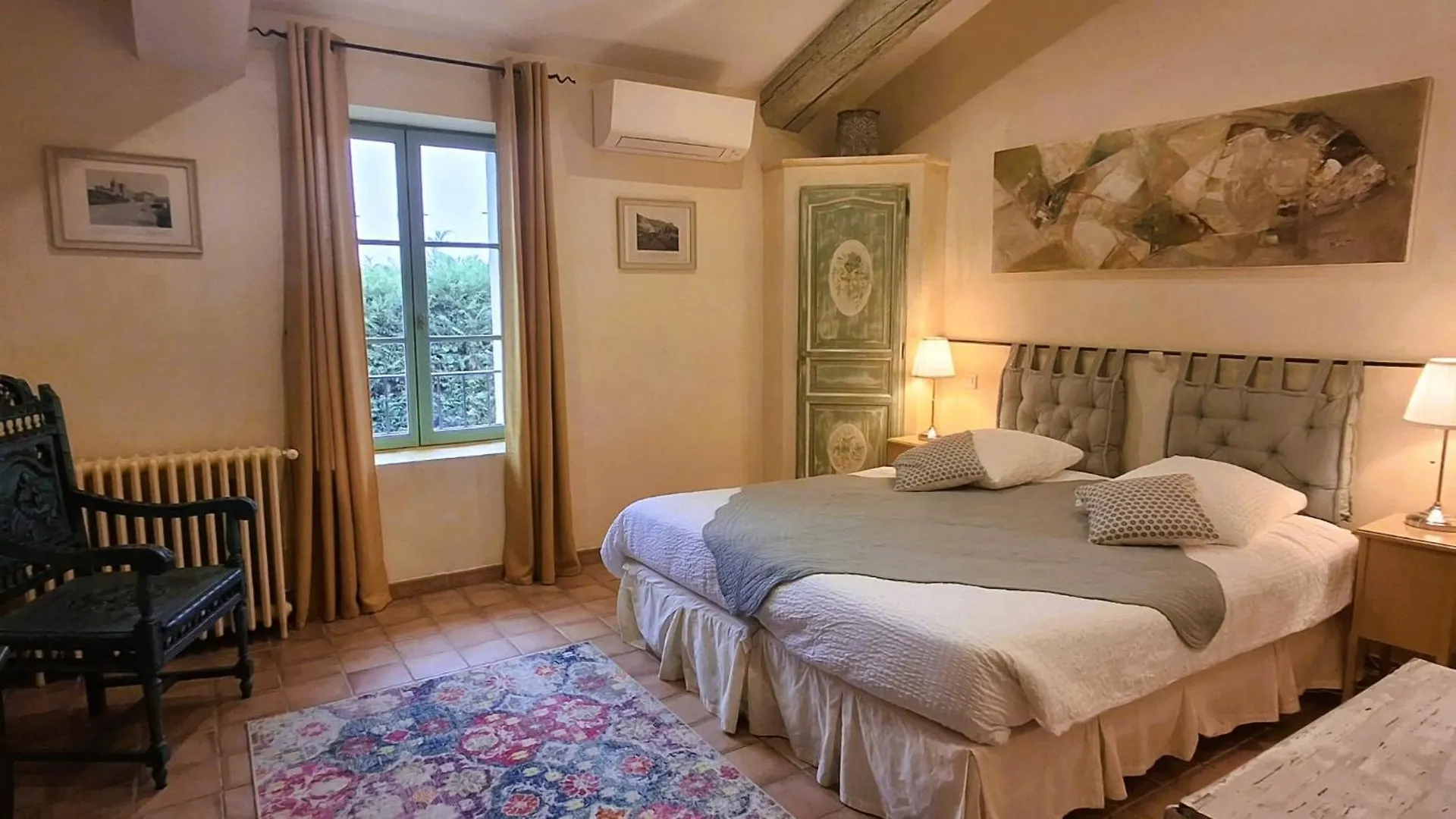 La Bastide Des Amouriers Caumont-sur-Durance 3*,  Frankrijk