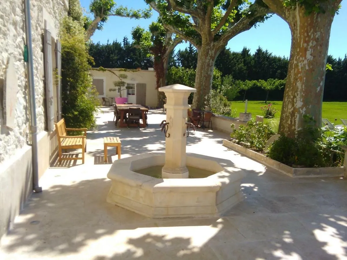 La Bastide Des Amouriers Caumont-sur-Durance Gasthof